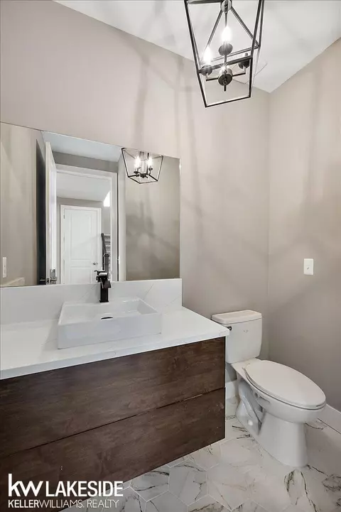 Bath - 24165 Tullymore, Macomb, MI 48042 photo 2 of 21