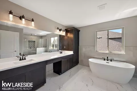 Bath - 24165 Tullymore, Macomb, MI 48042 photo 3 of 21