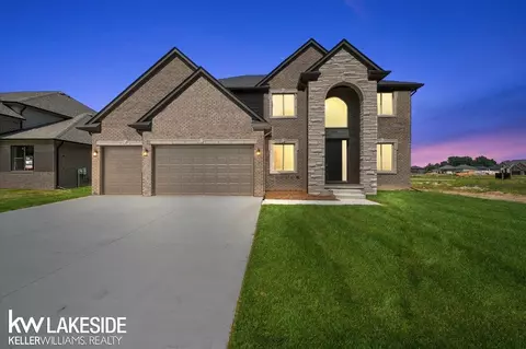 24165 Tullymore, Macomb, MI 48042
