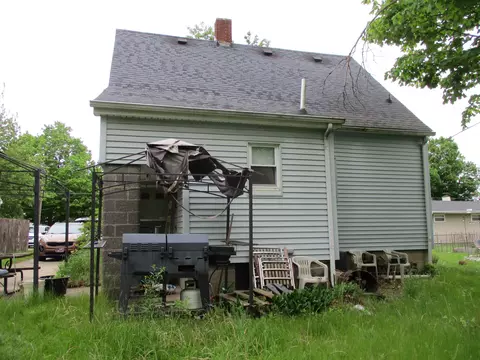 Exterior - 312 Leland, Flushing, MI 48433 photo 6 of 11