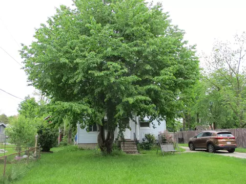 Exterior - 312 Leland, Flushing, MI 48433 photo 9 of 11