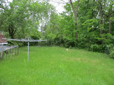 Exterior - 312 Leland, Flushing, MI 48433 photo 4 of 11