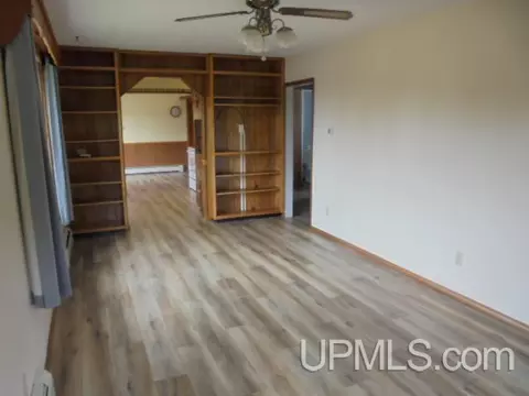 Living - 602 W 5th, Rockland, MI 49960 photo 2 of 2
