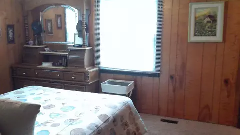 Bedroom - 4158 Scott, Gladwin, MI 48624 photo 5 of 7
