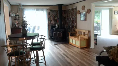 Dining - 4158 Scott, Gladwin, MI 48624 photo 6 of 6