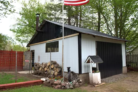 26332 Third, Hubbell, MI 49934 photo 5