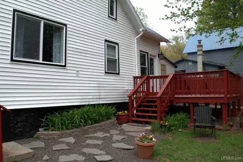 26332 Third, Hubbell, MI 49934 photo 4