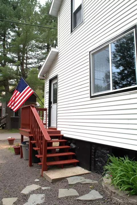 26332 Third, Hubbell, MI 49934 photo 3