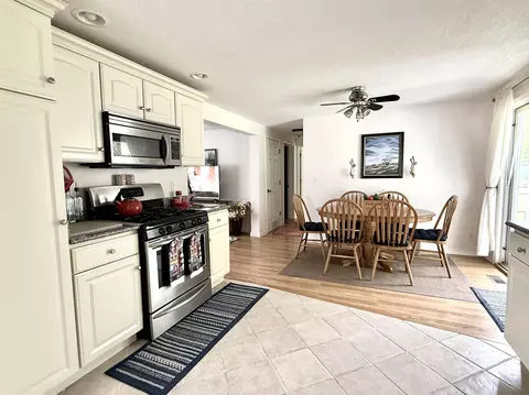 2684 Lakeshore, Gladwin, MI 48624 photo 6