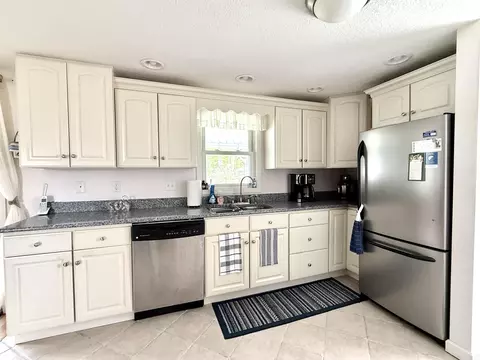 2684 Lakeshore, Gladwin, MI 48624 photo 5