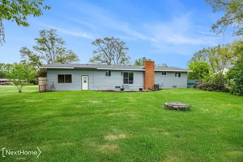 Exterior - 6476 Mount Morris, Mount Morris, MI 48458 photo 3 of 4