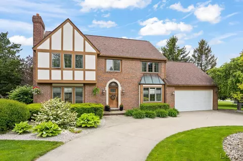 Exterior - 431 Meadowbrook, Adrian, MI 49221 photo 12 of 12