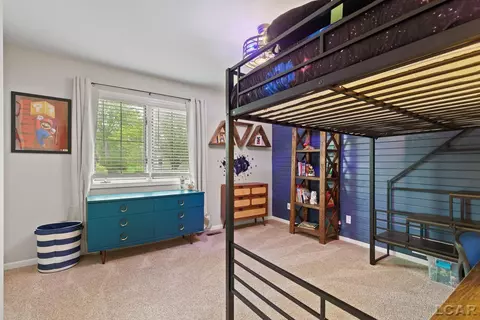 Bedroom - 431 Meadowbrook, Adrian, MI 49221 photo 1 of 8