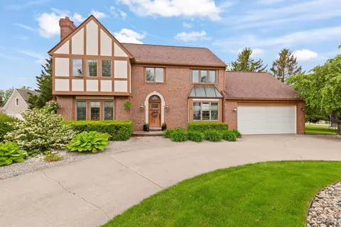 431 Meadowbrook, Adrian, MI 49221
