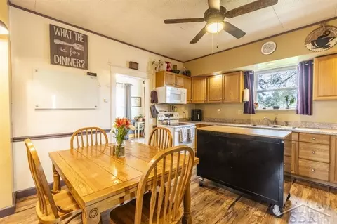 Dining - 491 E German, Munger, MI 48747 photo 1 of 1