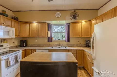 Kitchen - 491 E German, Munger, MI 48747 photo 1 of 3