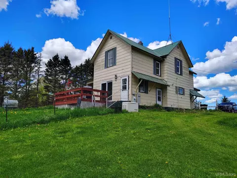 4203 E Maple Ridge 37th, Rock, MI 49880 photo 2