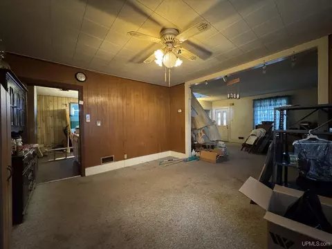 Living - 336 E Broad, L'anse, MI 49946 photo 2 of 5
