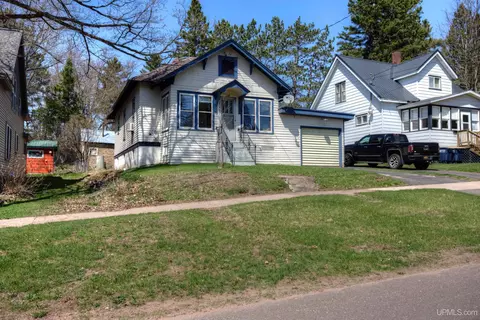 338 E Tamarack, Ironwood, MI 49938
