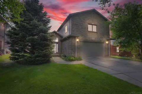 38340 Lakeshore, Harrison Township, MI 48045
