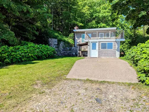 2100 S Us41, Marquette, MI 49855