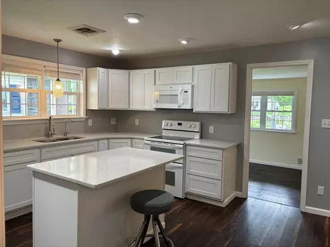 Kitchen - 3214 Elnor, Gladwin, MI 48624 photo 5 of 6