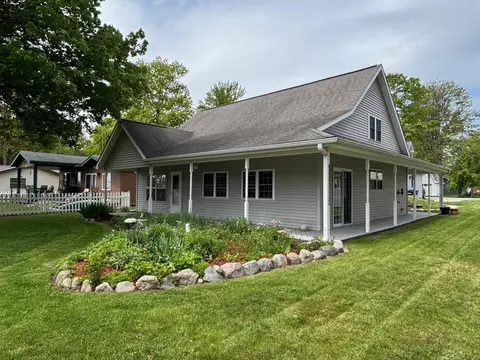 3214 Elnor, Gladwin, MI 48624
