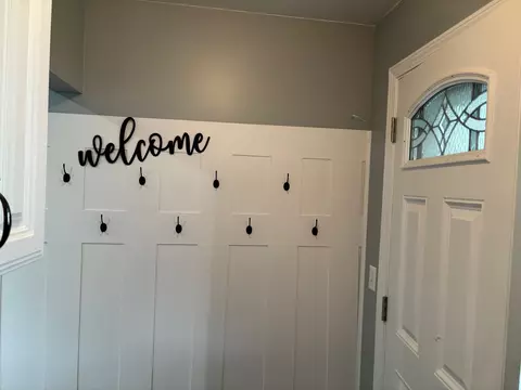 Entry Way - 3214 Elnor, Gladwin, MI 48624 photo 1 of 4