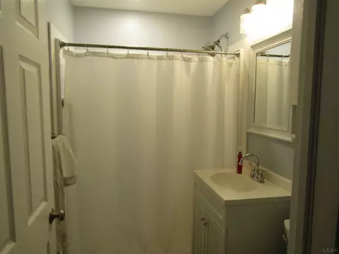736 State, Adrian, MI 49221 photo 11