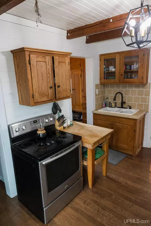 Kitchen - 1302 N 3rd, Ishpeming, MI 49849 photo 3 of 6