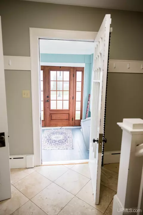 Entry Way - 1302 N 3rd, Ishpeming, MI 49849 photo 1 of 17