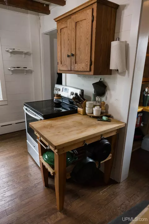 Kitchen - 1302 N 3rd, Ishpeming, MI 49849 photo 2 of 6