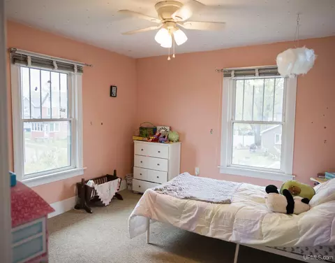 Bedroom - 1302 N 3rd, Ishpeming, MI 49849 photo 6 of 10