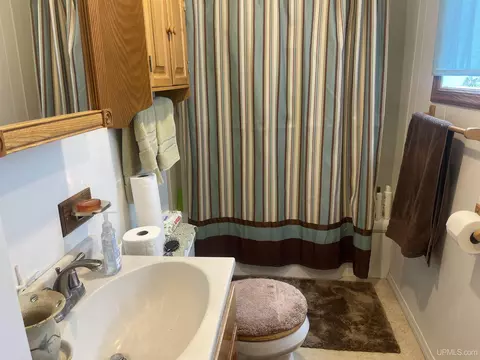 513 Neidhold, Wakefield, MI 49968 photo 16