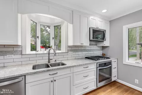 Kitchen - 1264 Bedford, Grosse Pointe Park, MI 48230 photo 4 of 5