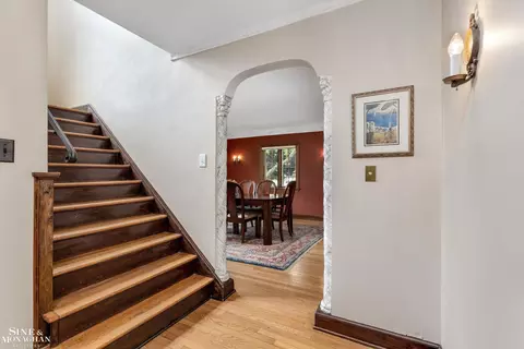 Entry Way - 1264 Bedford, Grosse Pointe Park, MI 48230 photo 3 of 4