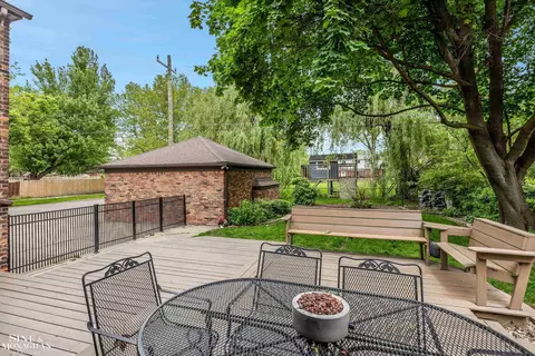 Exterior - 1264 Bedford, Grosse Pointe Park, MI 48230 photo 4 of 12