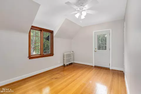 Bedroom - 1264 Bedford, Grosse Pointe Park, MI 48230 photo 3 of 7