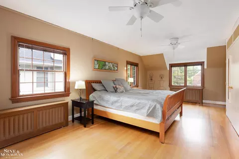 Bedroom - 1264 Bedford, Grosse Pointe Park, MI 48230 photo 6 of 7