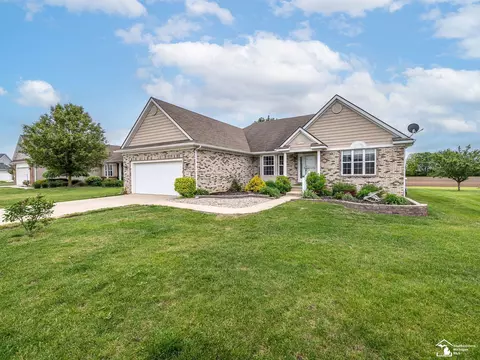 957 Plum Tree, Monroe, MI 48161