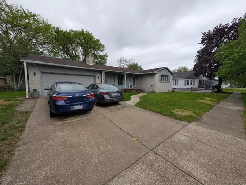 807 Bradfield, Bay City, MI 48708