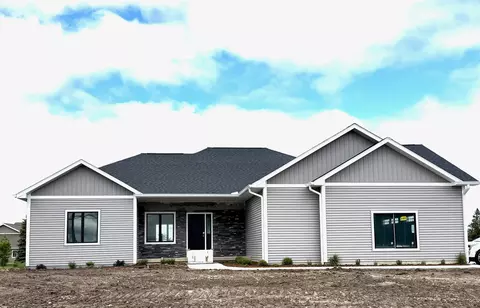 300 W Midland, Auburn, MI 48611
