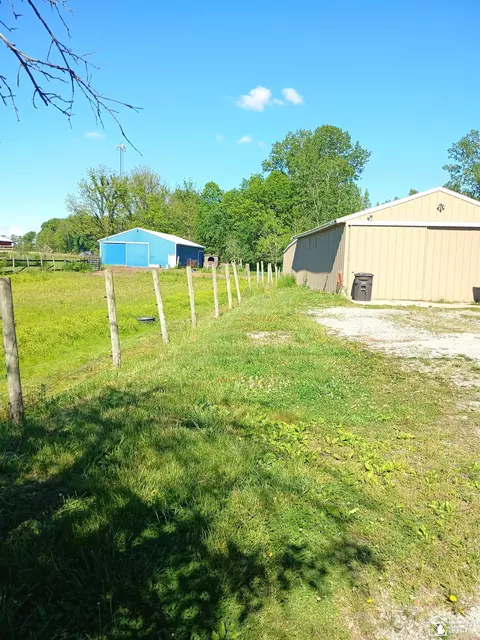Exterior - 9361 Exeter, Carleton, MI 48117 photo 4 of 6