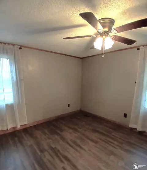 Bedroom - 9361 Exeter, Carleton, MI 48117 photo 1 of 1