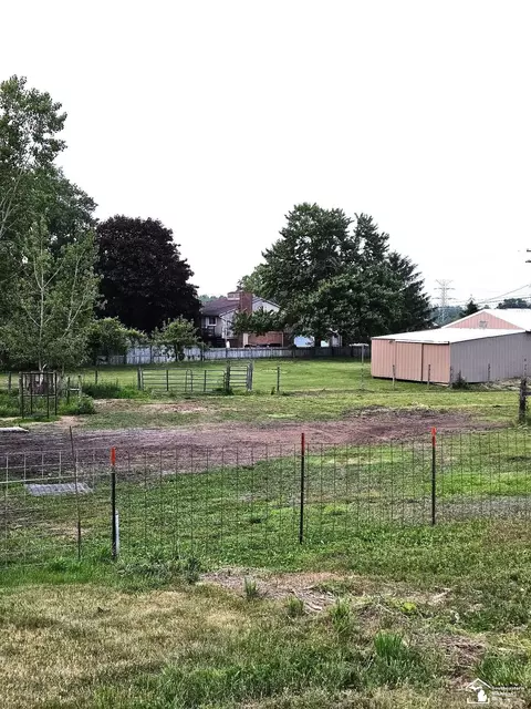 Exterior - 9361 Exeter, Carleton, MI 48117 photo 5 of 6