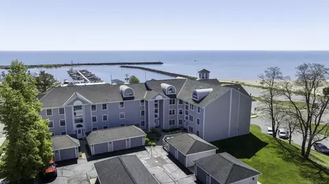 7346 Huron #302 -  B, Lexington, MI 48450