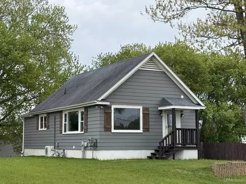328 12th, Norway, MI 49870