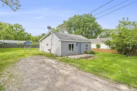 6048 Pearl, Burton, MI 48509