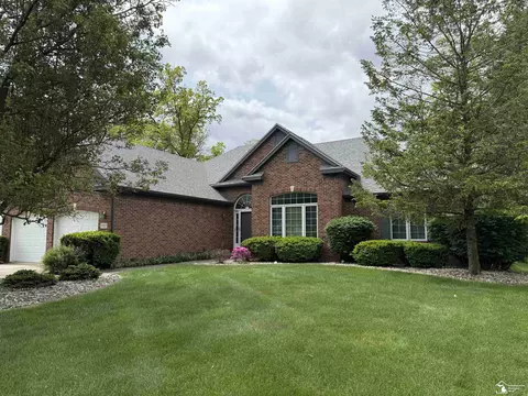 7357 Hidden Vly, Lambertville, MI 48144