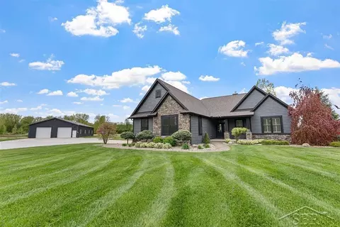 10399 Webster, Freeland, MI 48623